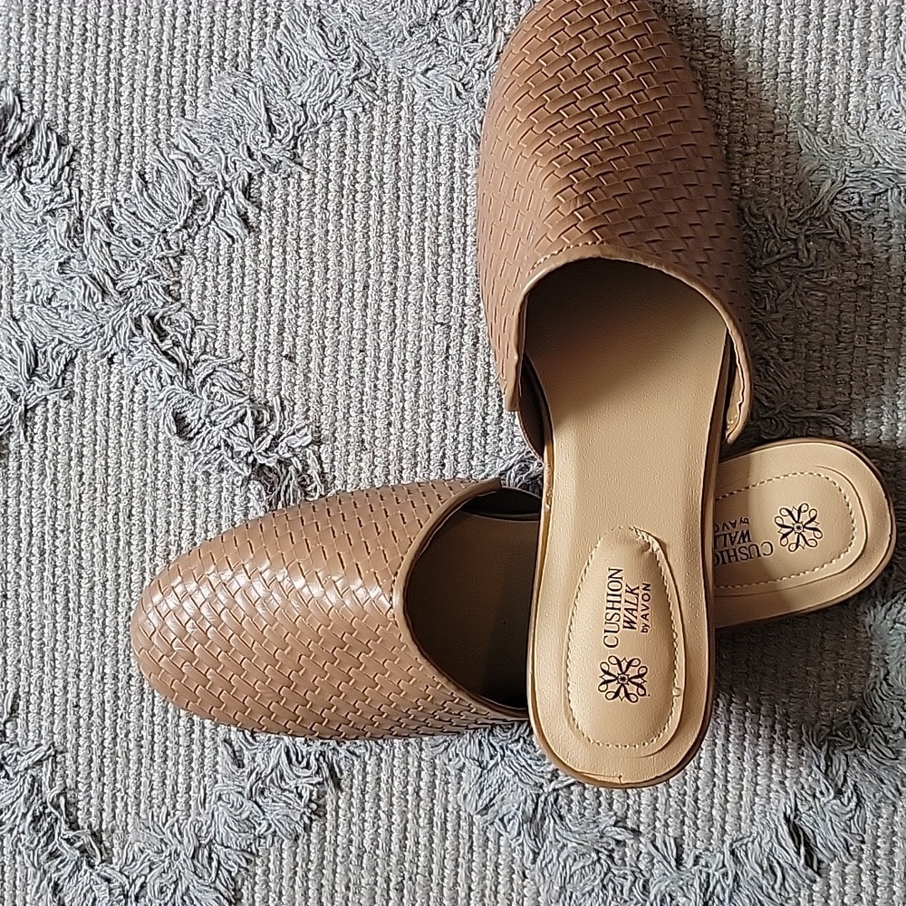 Cushion Walk sandal/slide